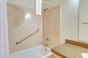 Hair dryer, towels - Hot Tub! Walkable Condo 3 Mi to Winter Park Resort (Winter Park)