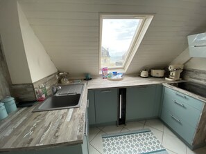 Microwave, stovetop, dishwasher - Apartment Sea view Cabourg (Cabourg)