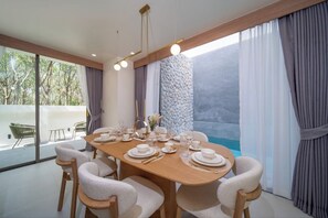 Dining - Diamond Villa: Modern 3-Bedroom Tropical Escape with Private Pool & Forest Views (Tambon Si Sunthon)