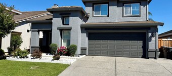 Spacious Modern 4BR Home-Family-Friendly Stay, Near Airport