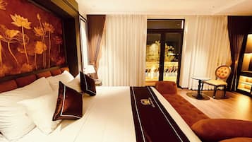 Family Double Room, Balcony, River View