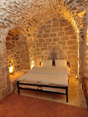 Romantic Triple Room