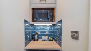 Phòng đôi Cao cấp, 1 giường cỡ king | Bếp riêng