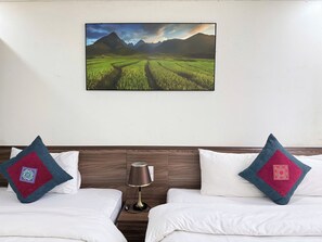 Deluxe Triple Room, City View | Laptop workspace, free WiFi - Lee Homestay Sa Pa (Sa Pa)