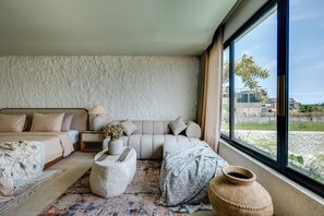 Deluxe Suite, Pool View | In-room safe, iron/ironing board, free WiFi - Premaloka (Tabanan)