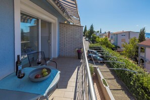 Terrace/patio - Studio apartment with sea view (Crikvenica)