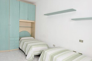 Room -  P089 - Porto Recanati, comfortable three-room apartment 200 meters from the sea (Porto Recanati)