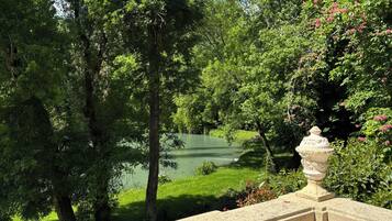 ์๋ฐ ์์ค ๊ตฌ๋ด