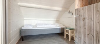 Seaside cabin in Tind, Sørvågen