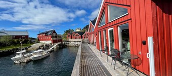 Reinvikbua - Seaside Cabin in Finnvika, Stamsund
