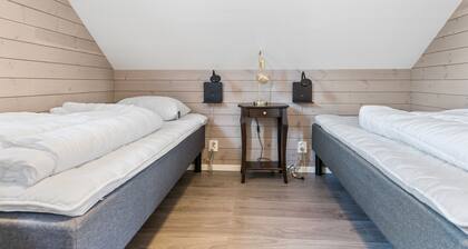 Amaliebua - Reine rorbu, Lofoten