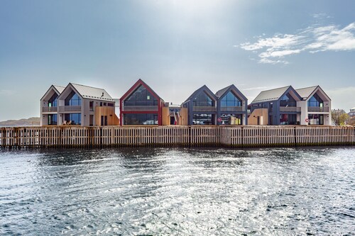 Bryggeleilighet i Henningsvær