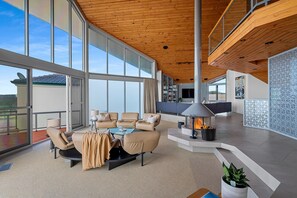 Lobby - "Opera by the Sea" – A Symphony of Sea & Pool (Forresters Beach)