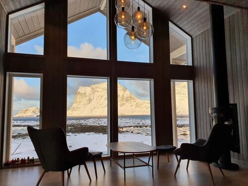 Magic views and walking distance to best beaches