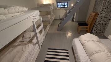 Free WiFi, bed sheets