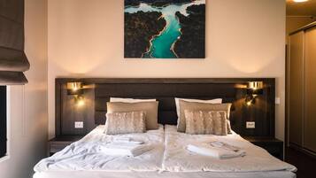 Suite, Kitchenette, City View