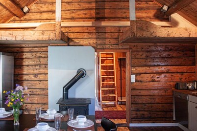 Supersentral autentisk rorbu på Reine i Lofoten