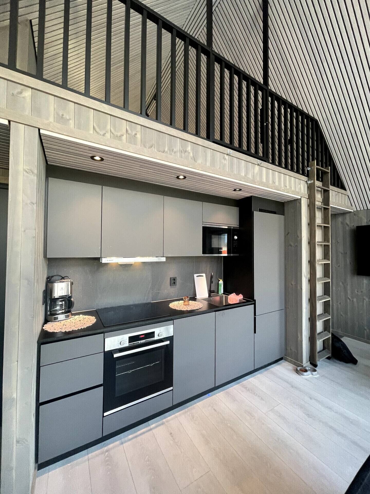 Frigorifero, microonde, forno, lavastoviglie