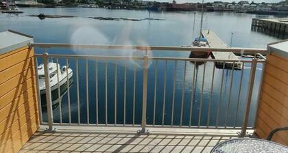 Ny rorbu på kaikanten