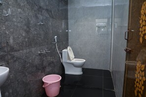Chambre Double Supérieure | Salle de bain