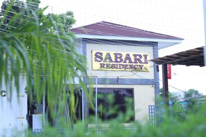 Exterior detail - Sabari Residency (Thindukkal)