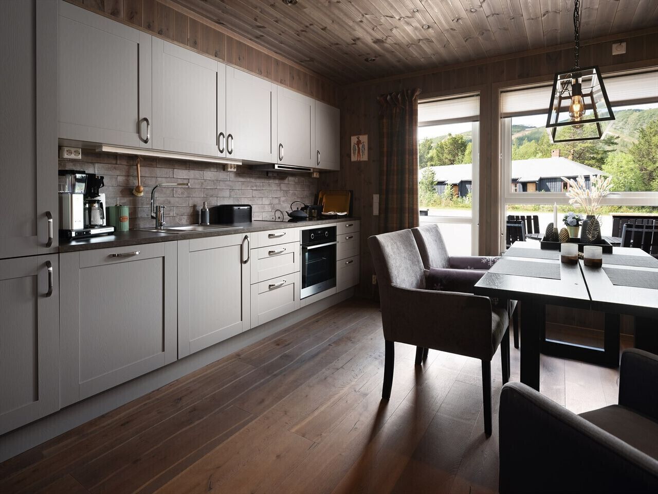 Fridge, oven, dishwasher, toaster