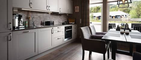 Fridge, oven, dishwasher, toaster