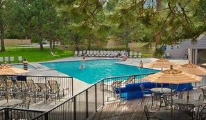 Pool - Modern Bend Getaway Near Downtown + Pool & Hot Tub (Bend)