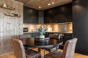 Dining - Cozy apartment with ski in/ski out on Golsfjellet (Gol)