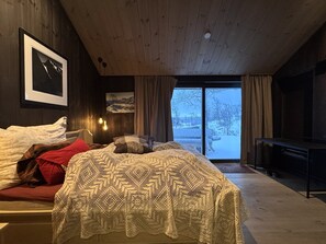 Free WiFi, bed sheets, wheelchair access - Spacious, exclusive and modern cabin for rent in Kikut, Geilo (Hol)
