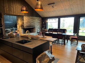 Dining - Spacious, exclusive and modern cabin for rent in Kikut, Geilo (Hol)