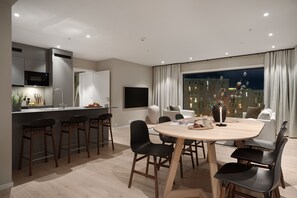 Modern fully equipped new kitchen with modern appliances - Eight floor Premium Penthouse with Scenic View (Tromsø)