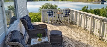 Feriehus ved sjøen, Lofoten