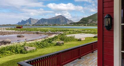 Polden, house by Ramberg Beach