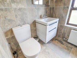 Shower - Orcaber Farmhouse (Lancaster)