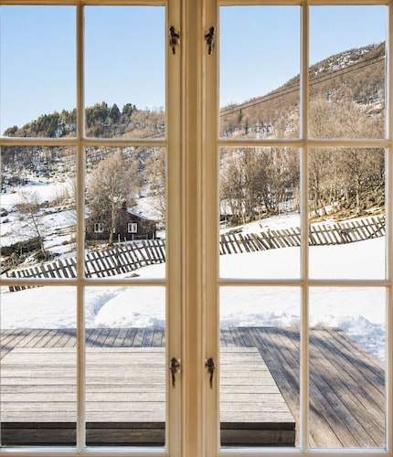 Charming mountain retreat in Sudndalen