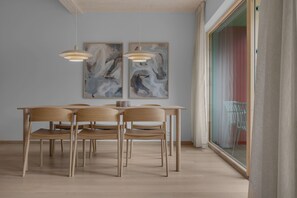 Dining - Pinewood Urban Green Lodge (Tromsø)