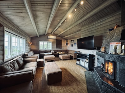 Red Cross Cabin at Golsfjellet – Spacious mountain lodge