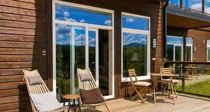 In the heart of magical Geilo – modern apartment with sunny terrace and views