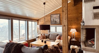 Familiehytte med fantastisk beliggenhet i Vestlia