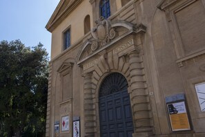 Exterior detail - Rossini Home near Theater by Yohome (Pesaro)