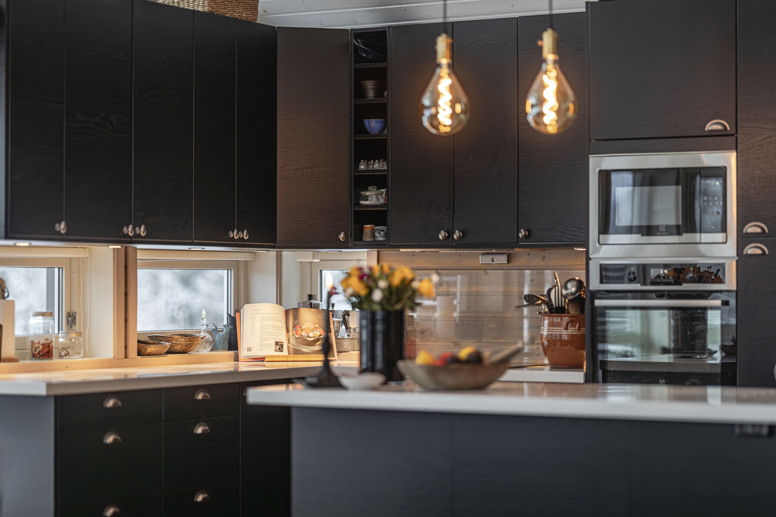 Frigorifero, microonde, forno, lavastoviglie