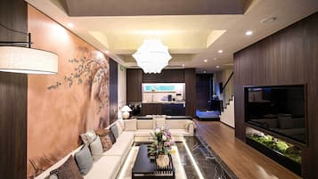 Family Quadruple Room, Multiple Beds