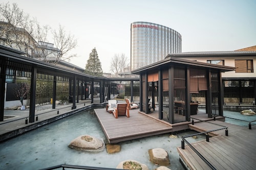 Bieliyuan Private Hot Spring Villa Hotel