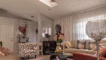 Huis, 3 slaapkamers, privézwembad, uitzicht op tuin | Woonruimte