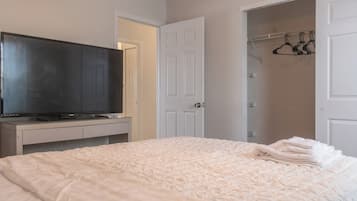 Huis, 3 slaapkamers, privézwembad, uitzicht op tuin