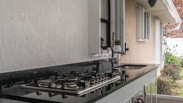 Huis, 3 slaapkamers, privézwembad, uitzicht op tuin | Privékeuken