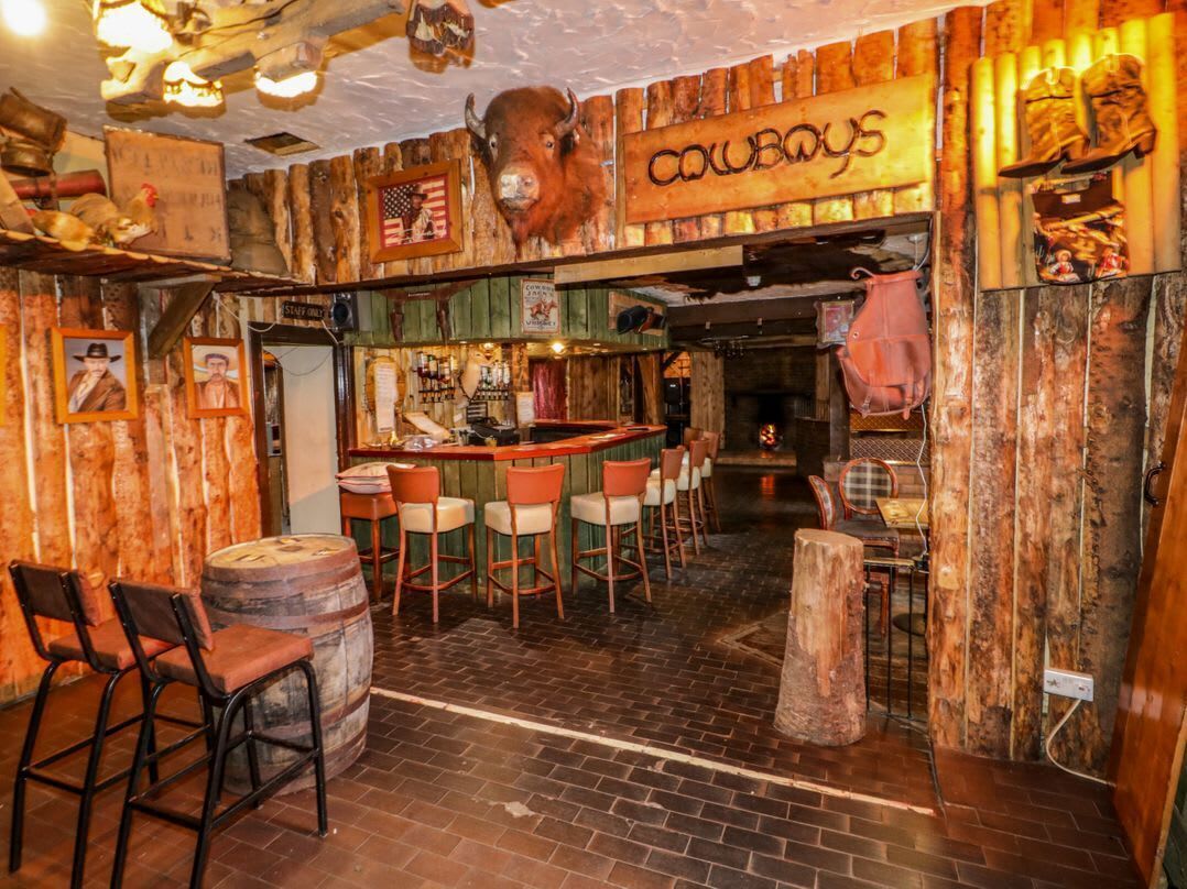 Bar (en el alojamiento)