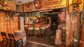 Bar (en el alojamiento)