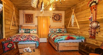 Apache Falls Lodge, Castlerock